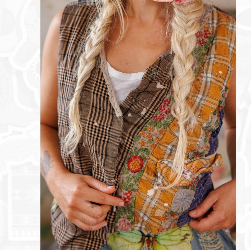 Magnolia Pearl Patchwork Vest with Plaid and Floral Patterns NWT